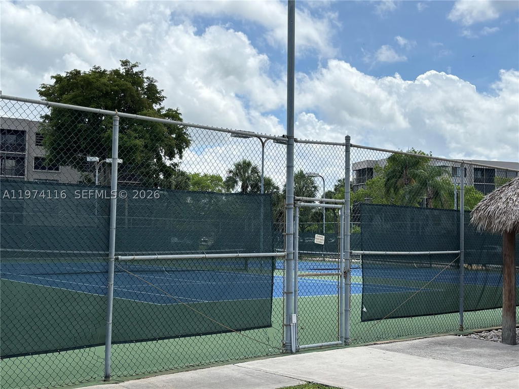 Real estate property located at 1100 Colony Point Cir #316, Broward, Colony Point 3 Condo, Pembroke Pines, FL
