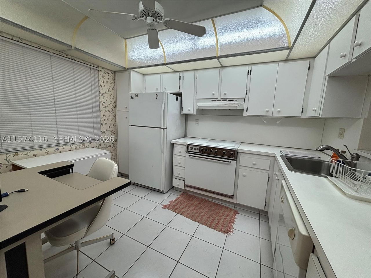 Real estate property located at 1100 Colony Point Cir #316, Broward, Colony Point 3 Condo, Pembroke Pines, FL