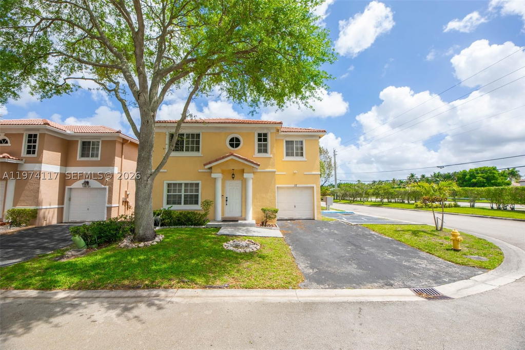 Real estate property located at 10 110th Ave, Broward, Wedgewood Estates, Plantation, FL