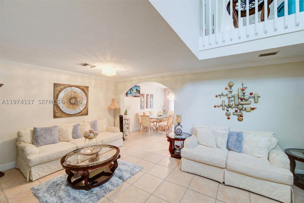 Real estate property located at 10 110th Ave, Broward, Wedgewood Estates, Plantation, FL