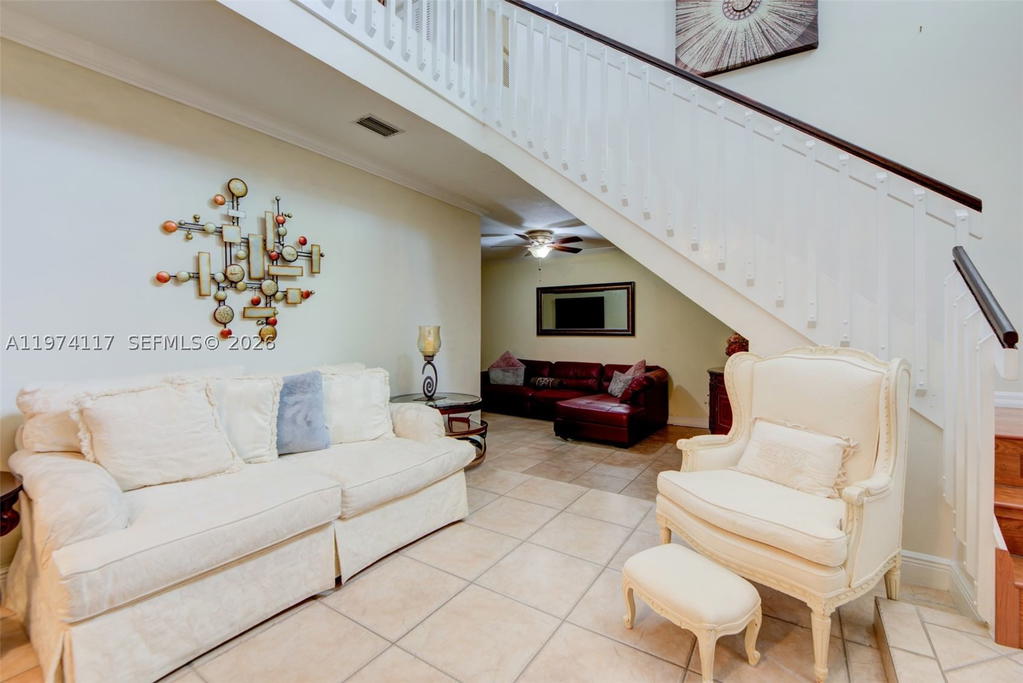 Real estate property located at 10 110th Ave, Broward, Wedgewood Estates, Plantation, FL