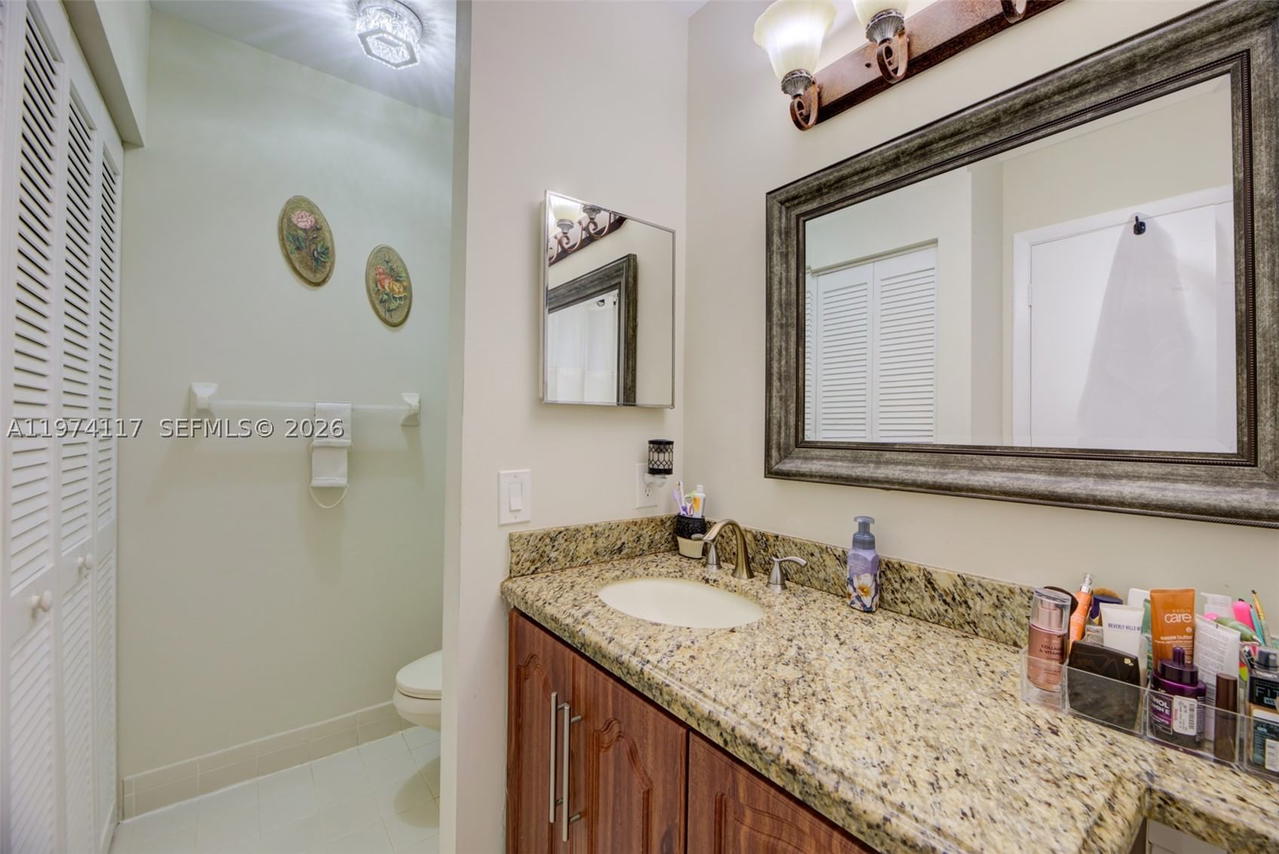 Real estate property located at 10 110th Ave, Broward, Wedgewood Estates, Plantation, FL