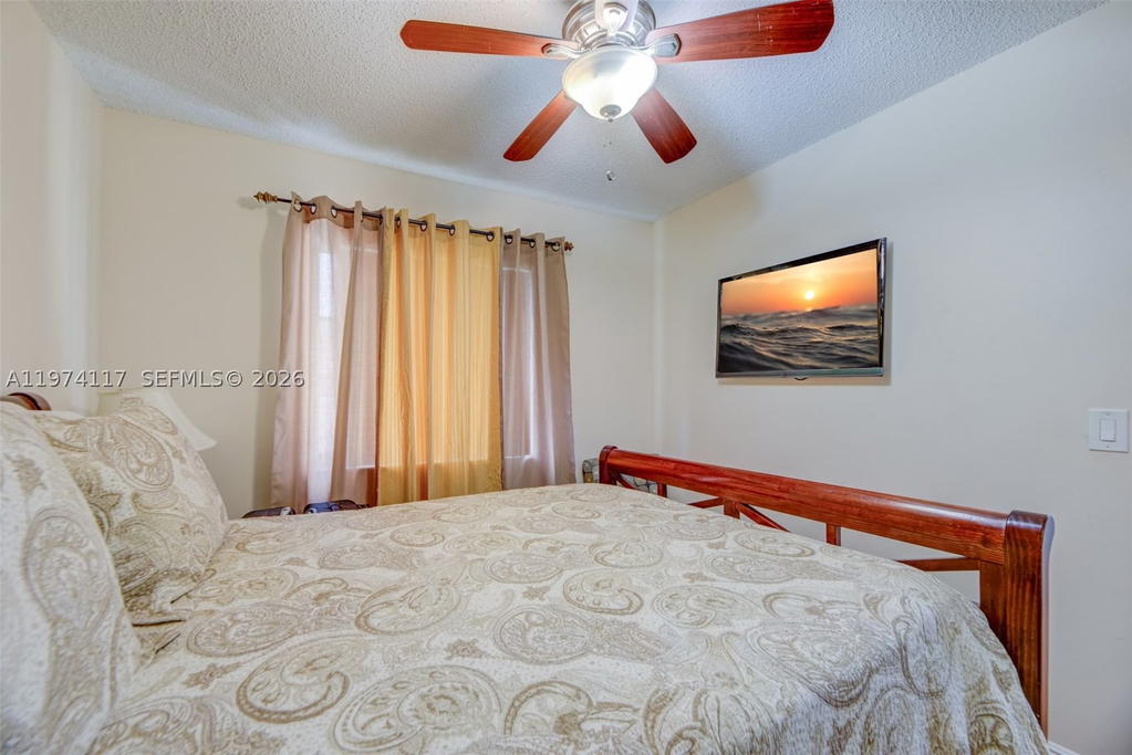Real estate property located at 10 110th Ave, Broward, Wedgewood Estates, Plantation, FL
