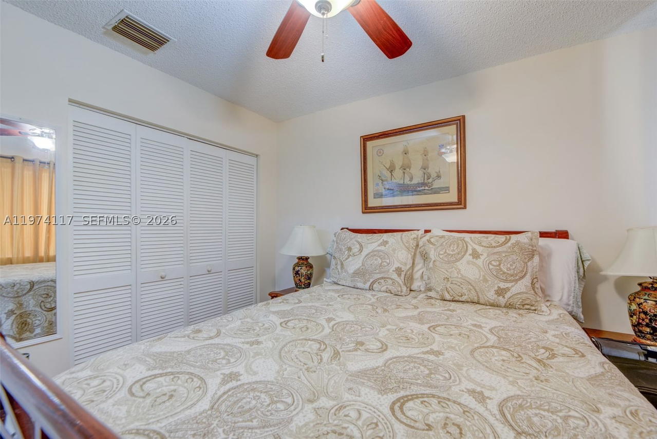 Real estate property located at 10 110th Ave, Broward, Wedgewood Estates, Plantation, FL