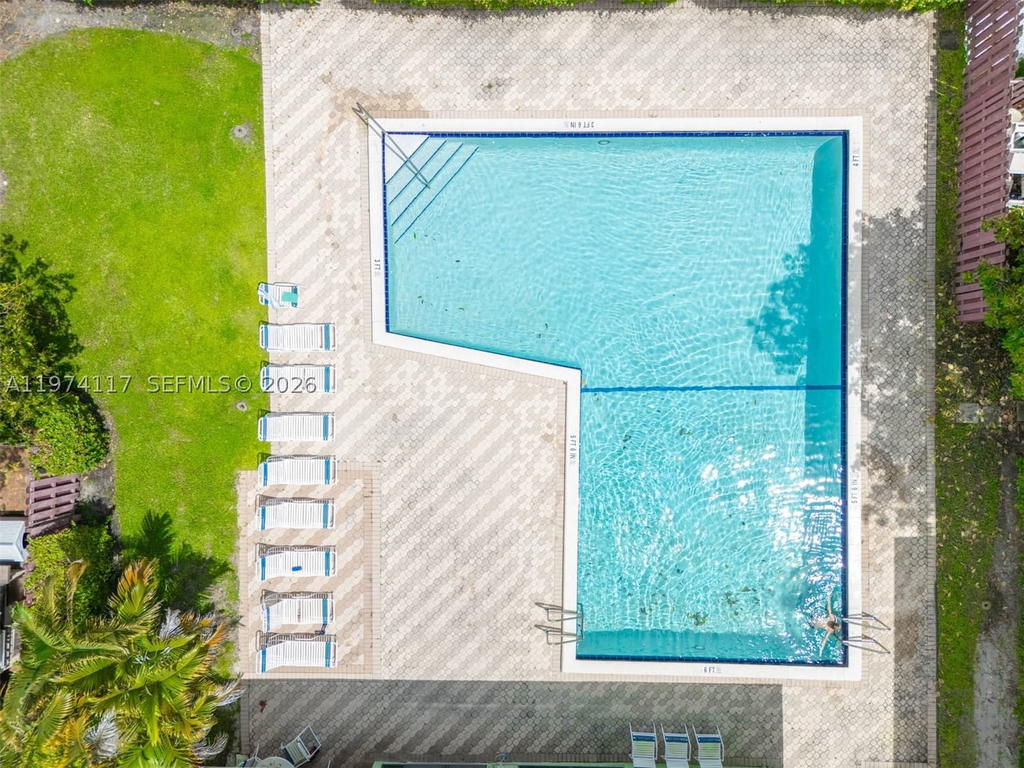 Real estate property located at 10 110th Ave, Broward, Wedgewood Estates, Plantation, FL