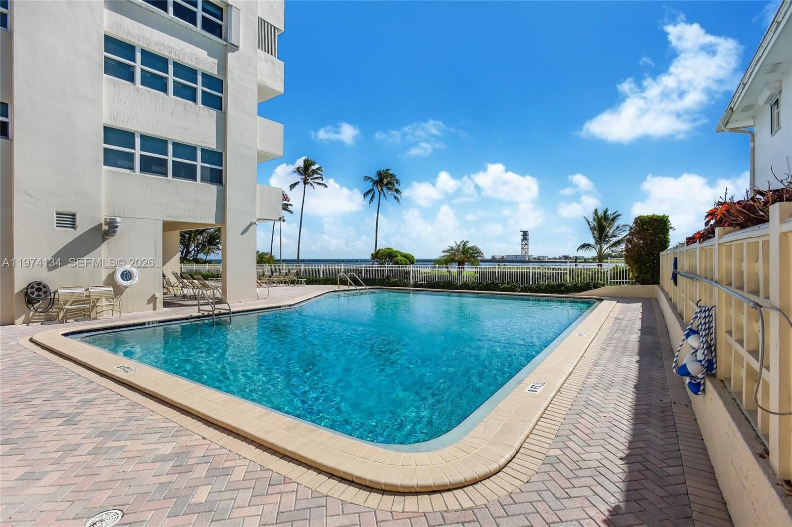 Real estate property located at 2100 OCEAN DR #11J, Broward, Sky Harbour East, Fort Lauderdale, FL