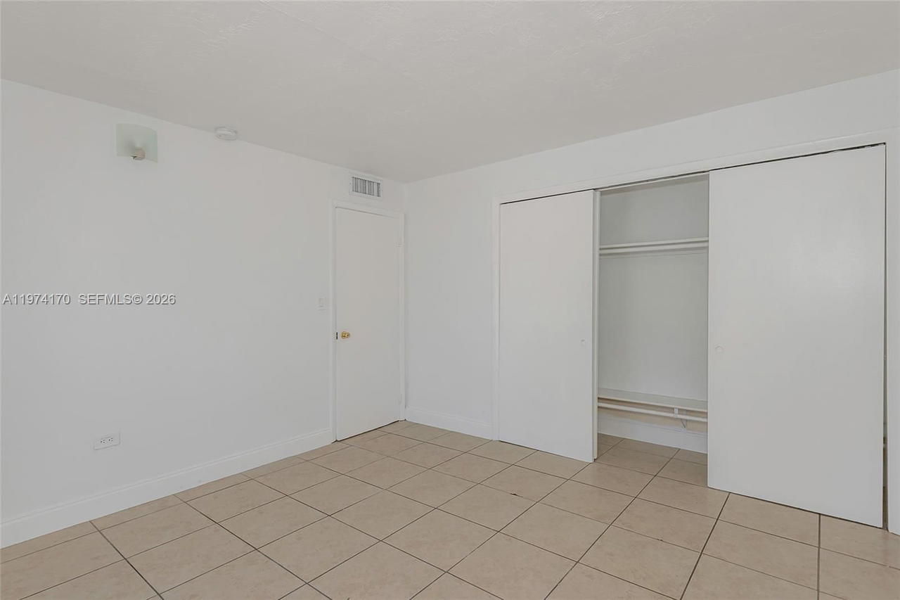 Real estate property located at 7256 94th Pl A8, Miami-dade, Sunset Palms West Condo, Miami, FL