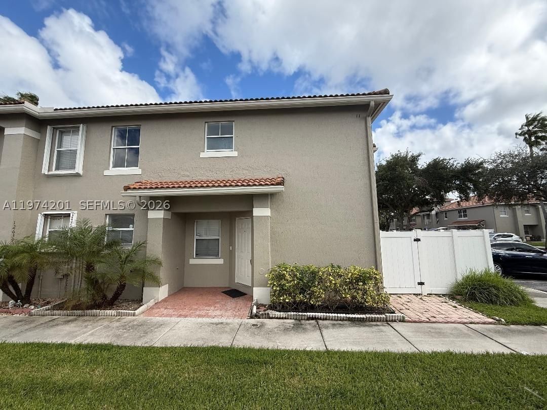 Real estate property located at 12637 54th St, Broward, Somerset Four Replat, Miramar, FL