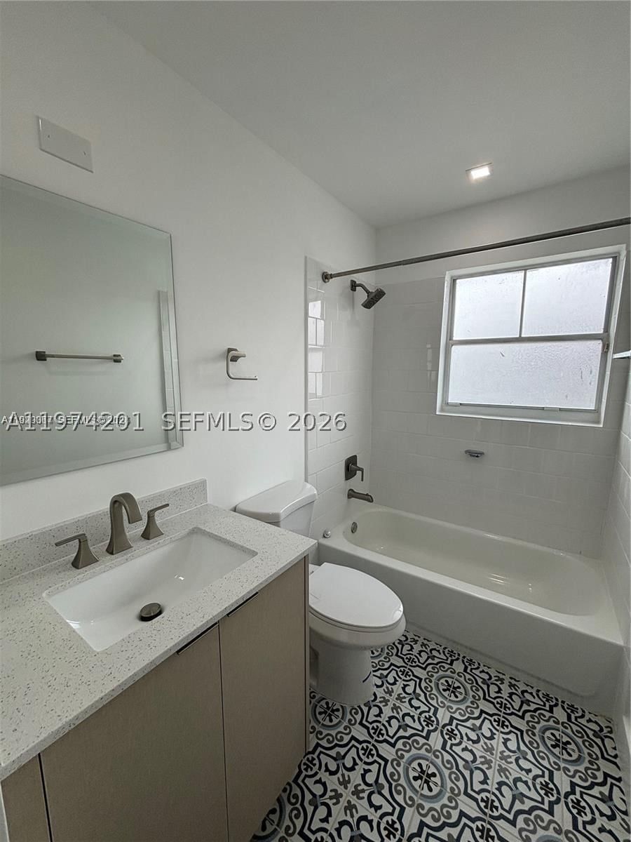 Real estate property located at 12637 54th St, Broward, Somerset Four Replat, Miramar, FL