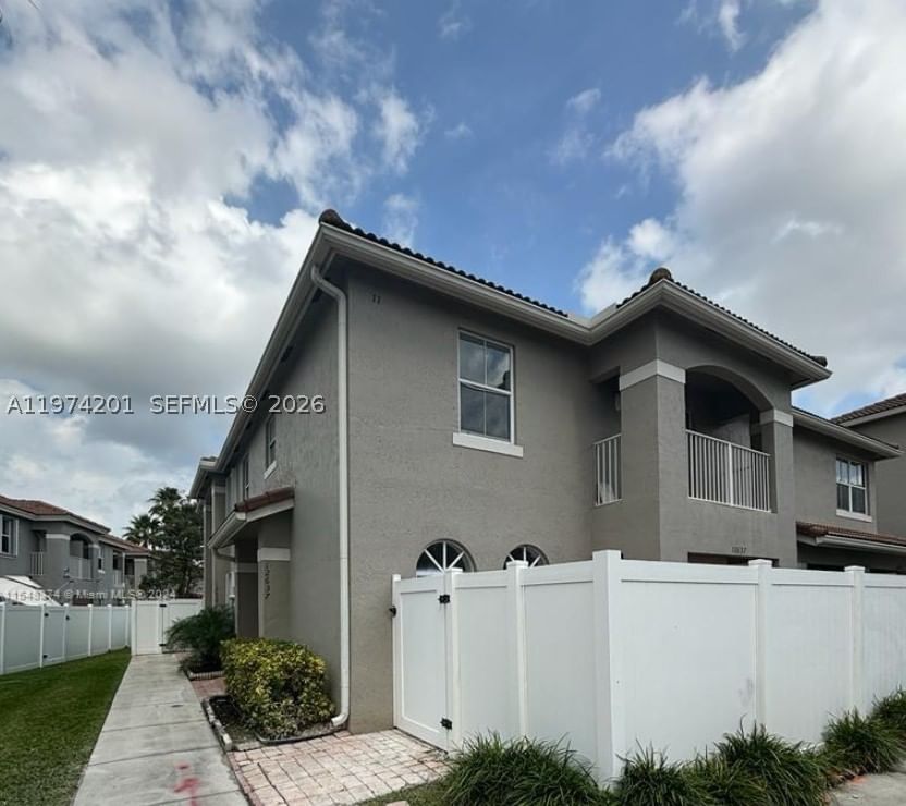 Real estate property located at 12637 54th St, Broward, Somerset Four Replat, Miramar, FL