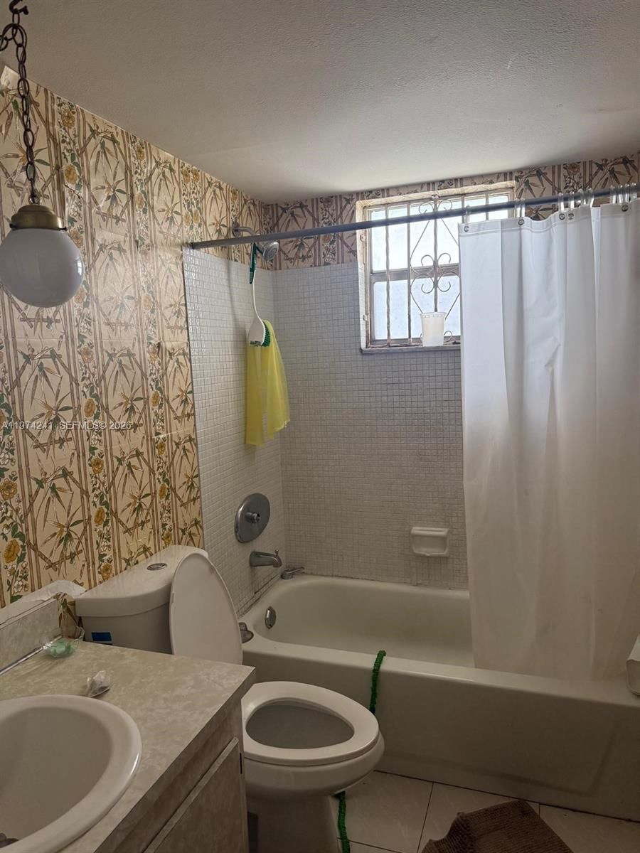 Real estate property located at 220 9th Ave #510, Broward, Parkside Towers Condo, Hallandale Beach, FL