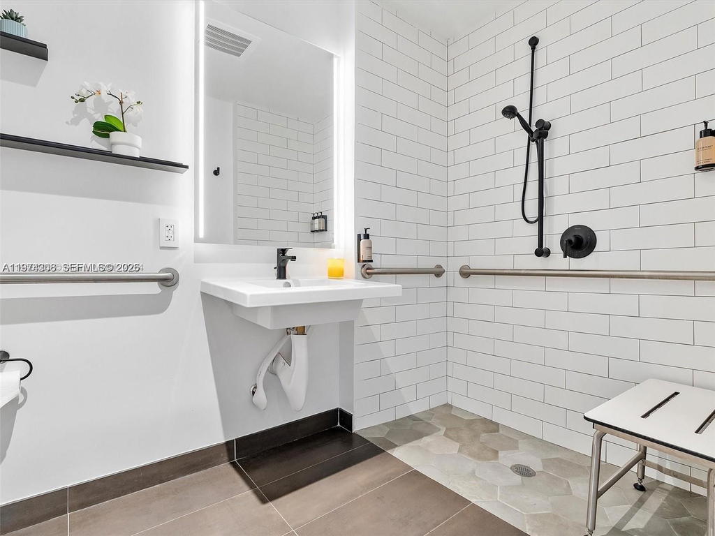 Real estate property located at 398 5th St #1915, Miami-dade, The Elser, Miami, FL