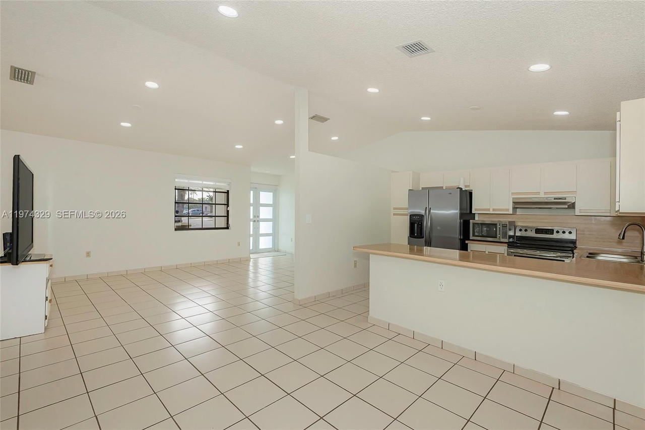 Real estate property located at 5790 148th Pl, Miami-dade, West Miller Heights Sec 2, Miami, FL