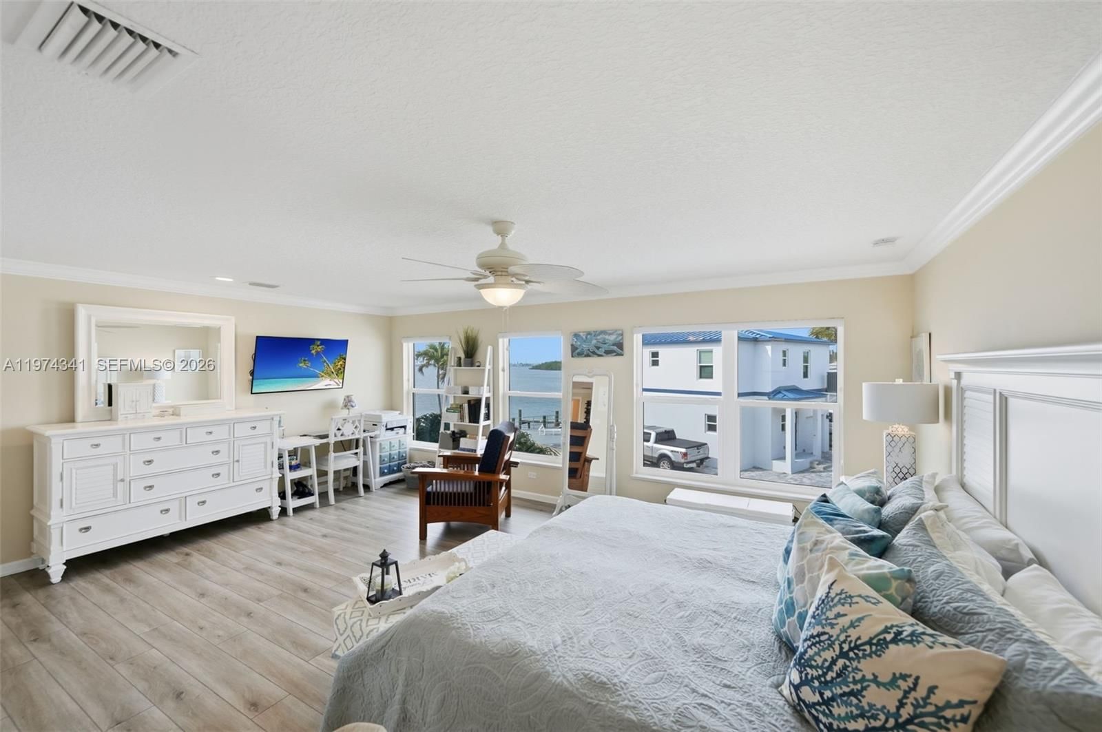 Real estate property located at 10751 Ocean, Unit B2, St Lucie, Venture Iii/venture Harbou, Jensen Beach, FL