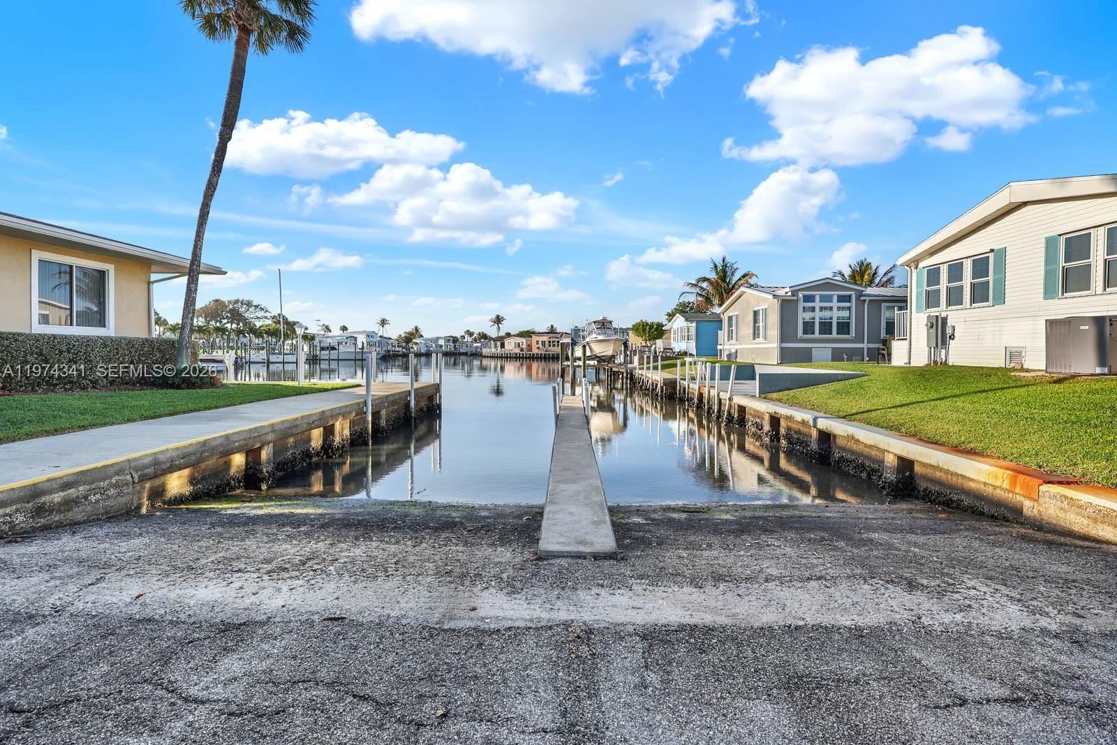 Real estate property located at 10751 Ocean, Unit B2, St Lucie, Venture Iii/venture Harbou, Jensen Beach, FL