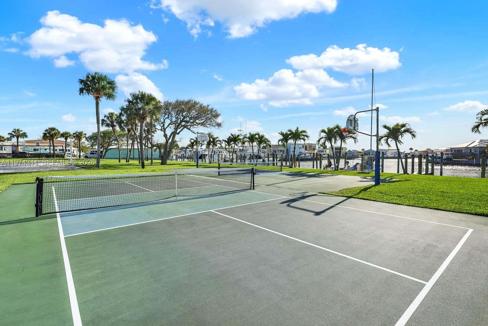 Real estate property located at 10751 Ocean, Unit B2, St Lucie, Venture Iii/venture Harbou, Jensen Beach, FL