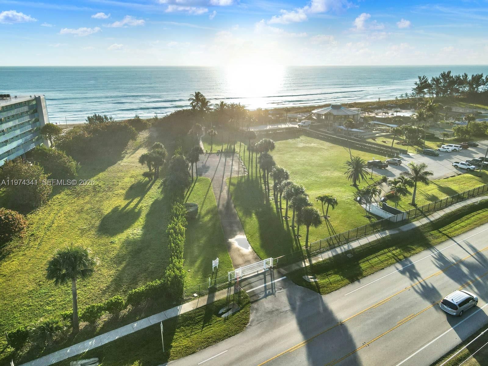 Real estate property located at 10751 Ocean, Unit B2, St Lucie, Venture Iii/venture Harbou, Jensen Beach, FL