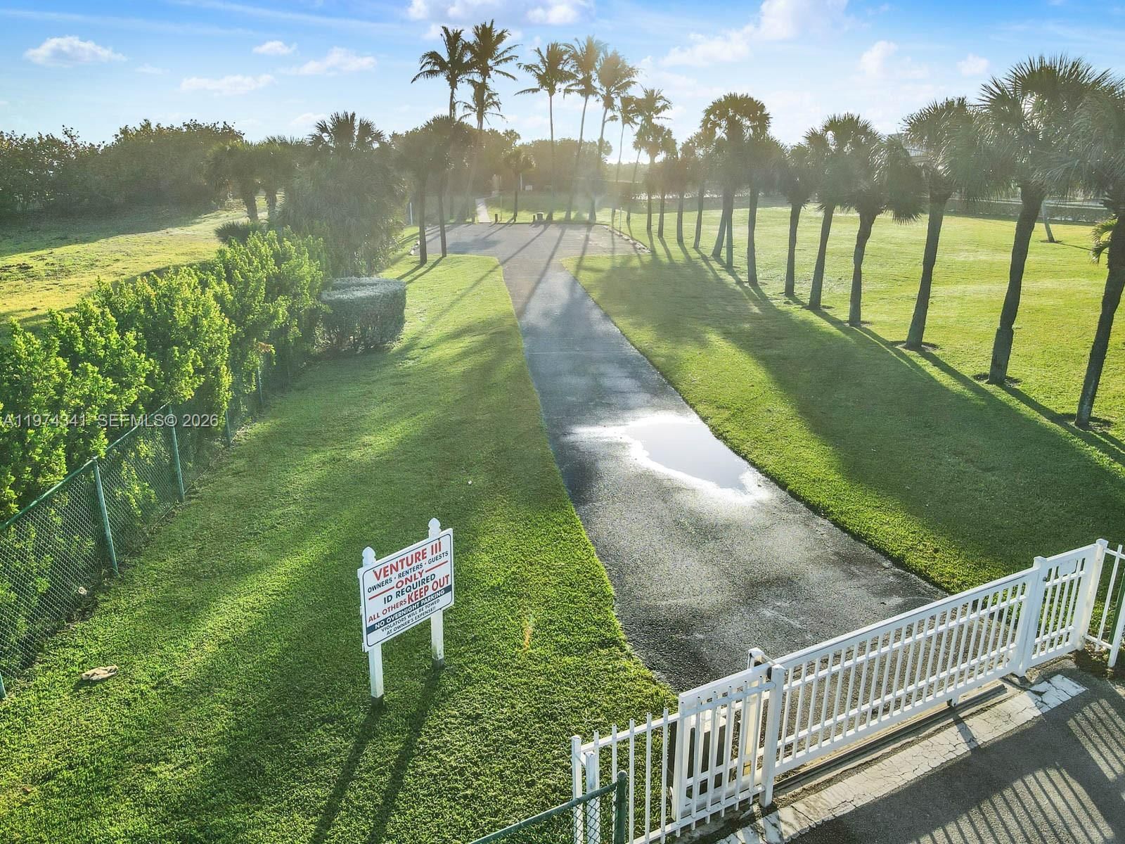 Real estate property located at 10751 Ocean, Unit B2, St Lucie, Venture Iii/venture Harbou, Jensen Beach, FL
