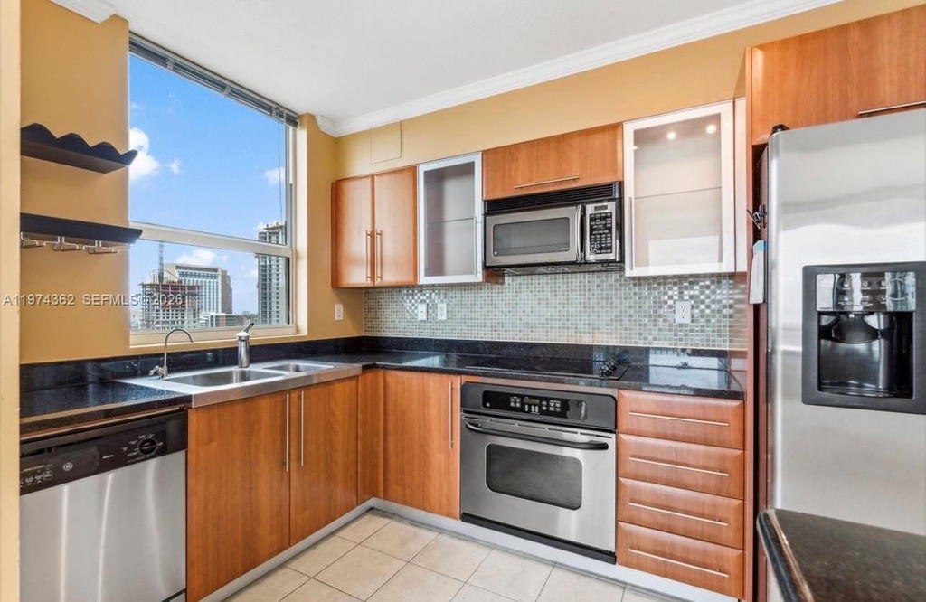 Real estate property located at 610 Las Olas Blvd #1617, Broward, The Symphony, Fort Lauderdale, FL