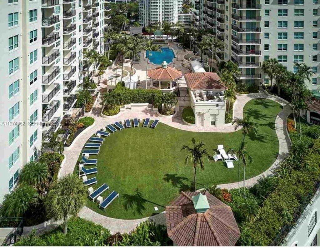 Real estate property located at 610 Las Olas Blvd #1617, Broward, The Symphony, Fort Lauderdale, FL