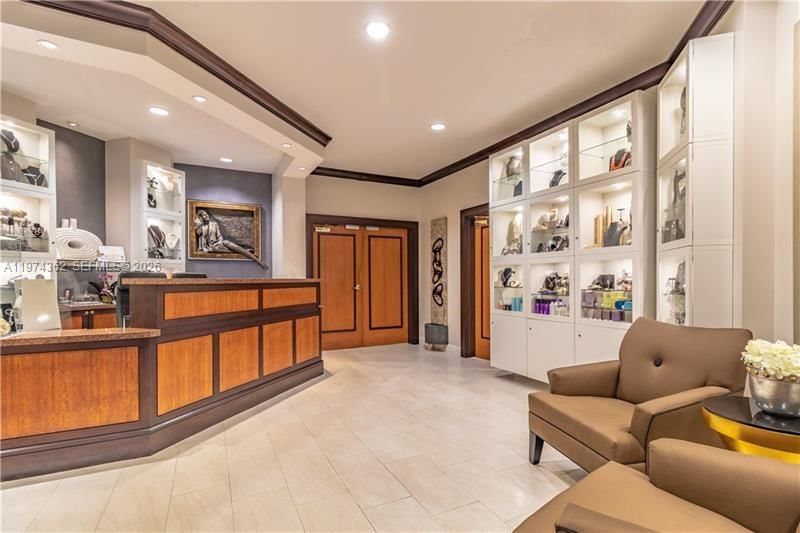 Real estate property located at 610 Las Olas Blvd #1617, Broward, The Symphony, Fort Lauderdale, FL