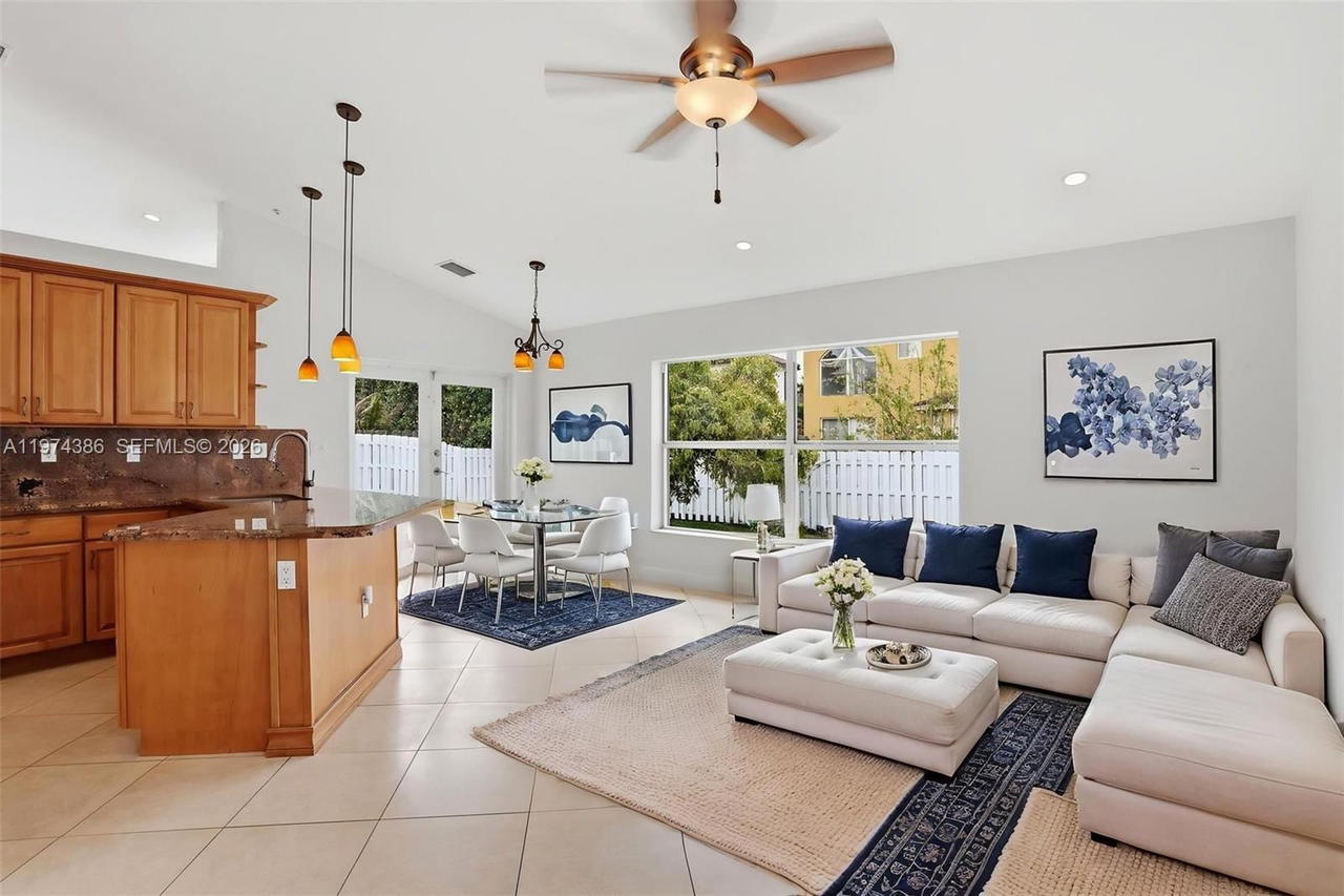 Real estate property located at 12930 20th St, Broward, Flamingo Estates, Miramar, FL