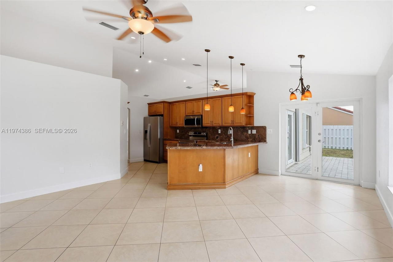 Real estate property located at 12930 20th St, Broward, Flamingo Estates, Miramar, FL