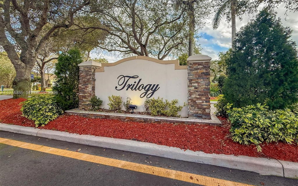 Real estate property located at 12930 20th St, Broward, Flamingo Estates, Miramar, FL