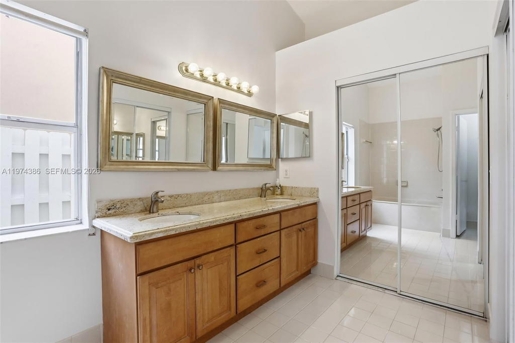 Real estate property located at 12930 20th St, Broward, Flamingo Estates, Miramar, FL