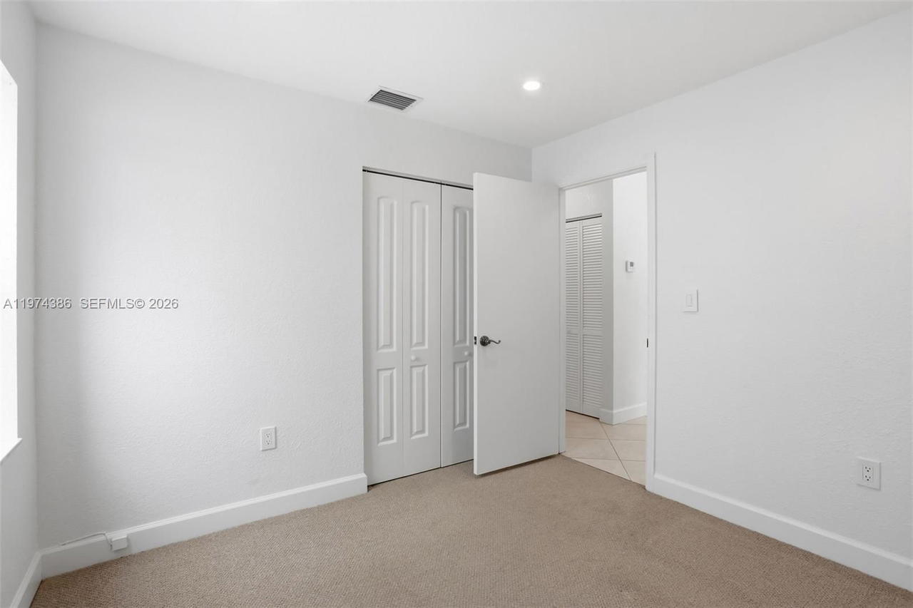 Real estate property located at 12930 20th St, Broward, Flamingo Estates, Miramar, FL
