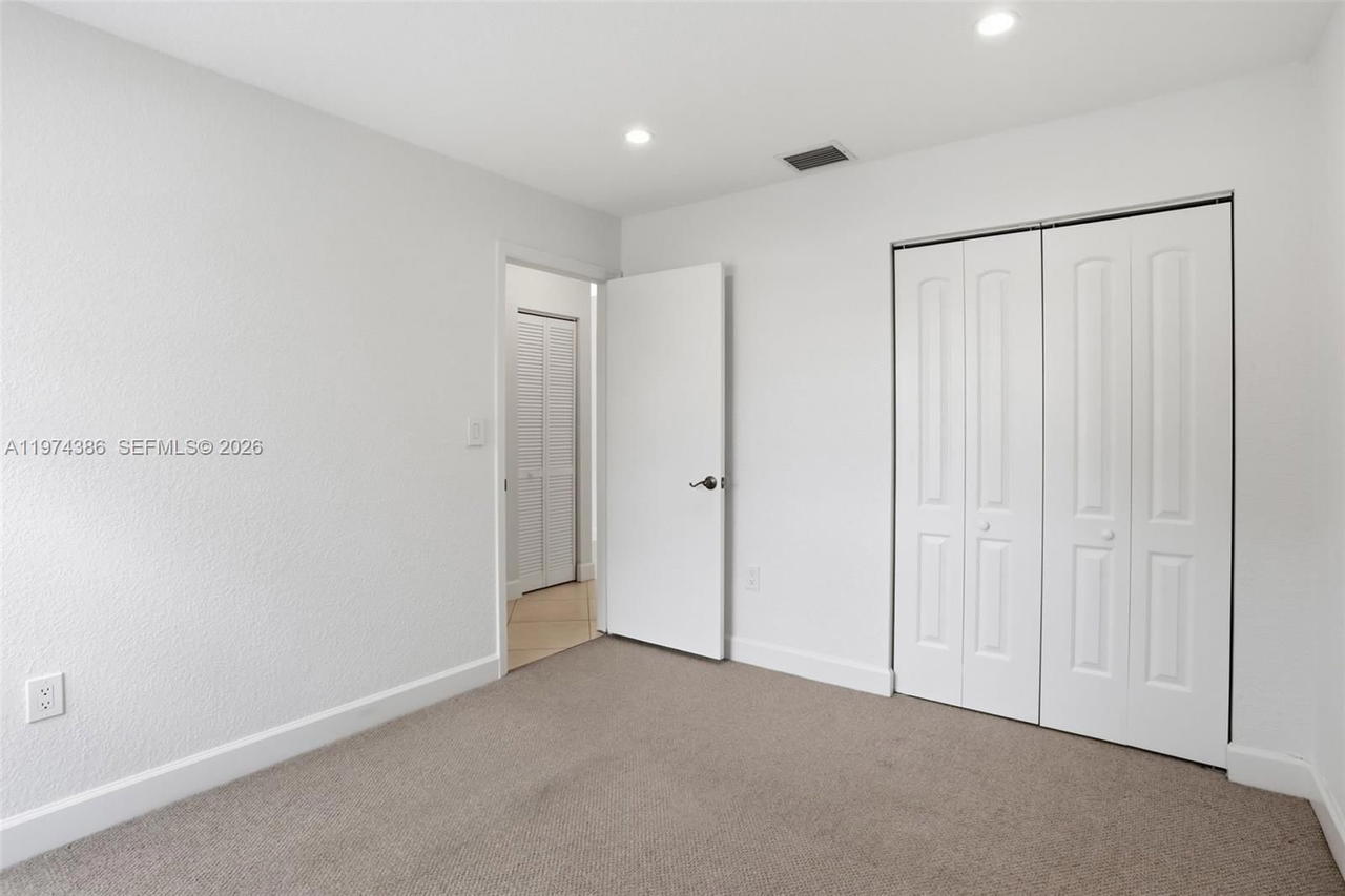 Real estate property located at 12930 20th St, Broward, Flamingo Estates, Miramar, FL