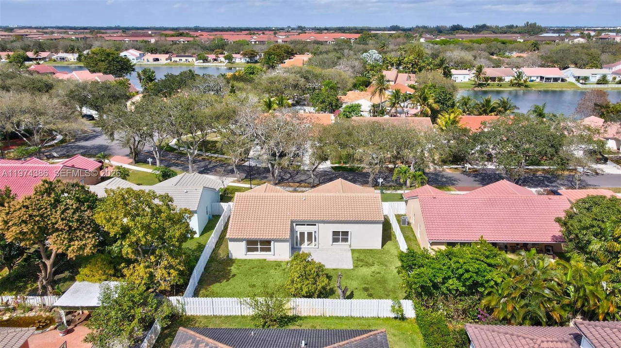 Real estate property located at 12930 20th St, Broward, Flamingo Estates, Miramar, FL