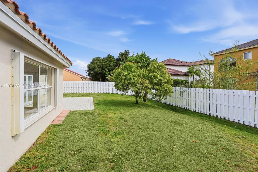 Real estate property located at 12930 20th St, Broward, Flamingo Estates, Miramar, FL