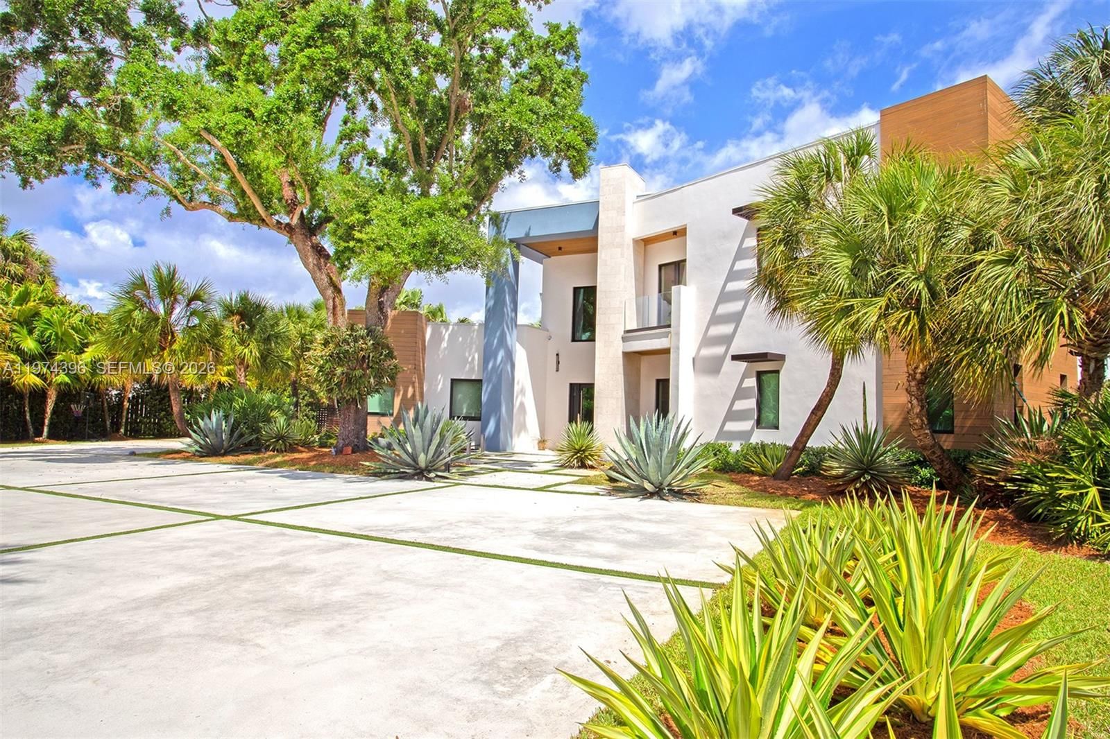 Real estate property located at 12021 4th St, Broward, Simons Plat, Plantation, FL