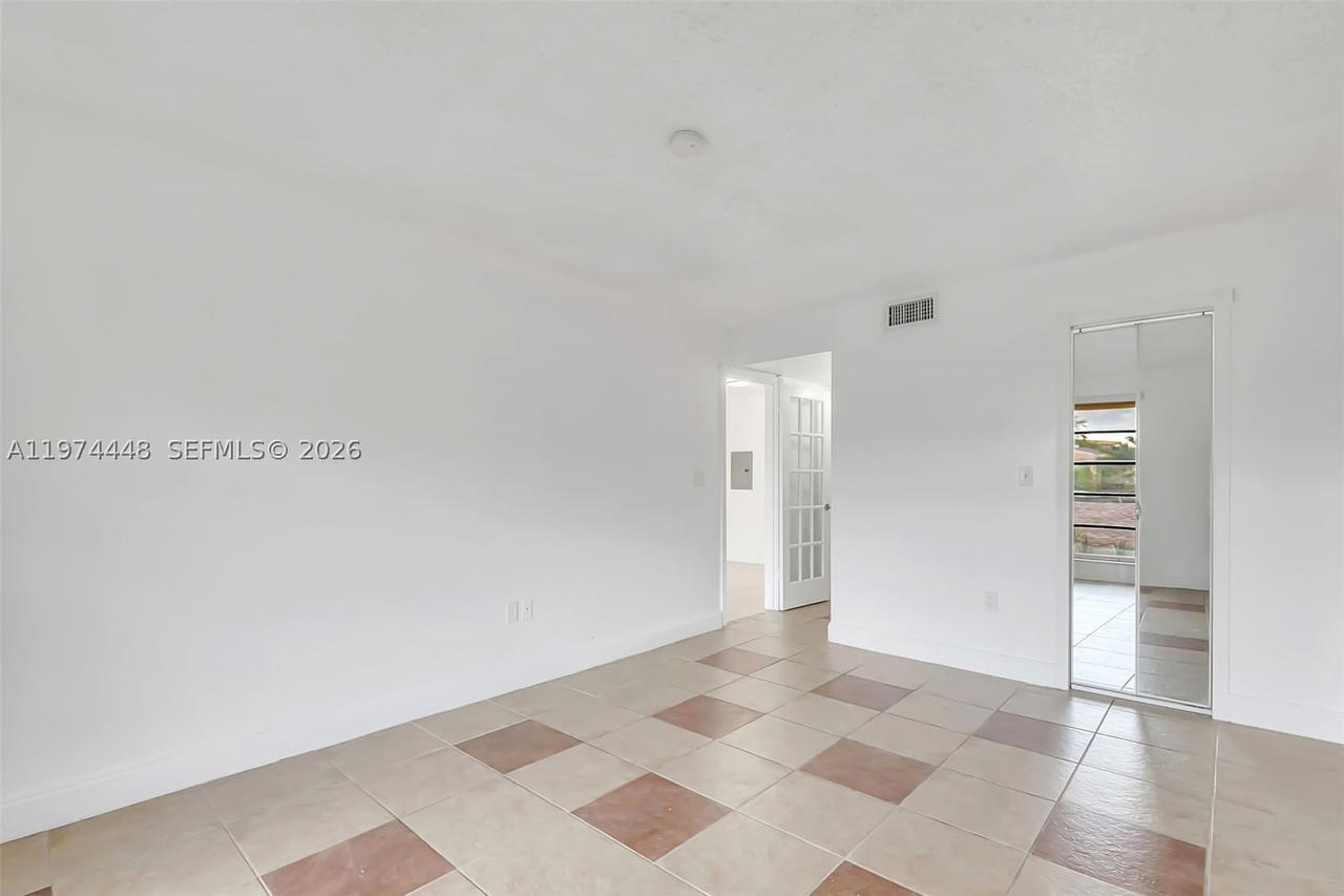 Real estate property located at 13787 66th St #254D, Miami-dade, The Meadows Lake North Co, Miami, FL