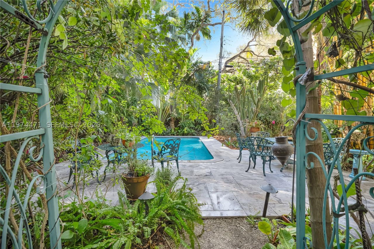 Real estate property located at 1720 Espanola Dr, Miami-dade, Espanola Heights, Miami, FL