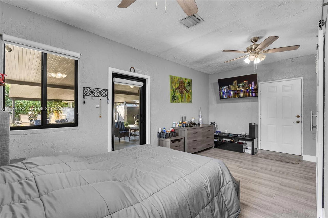 Real estate property located at 42 44th St, Miami-dade, Andrews Park Addn, Hialeah, FL