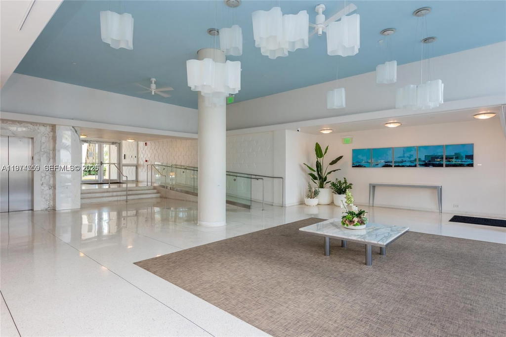 Real estate property located at 3 Island Ave #09L, Miami-dade, Belle Isle, Miami Beach, FL