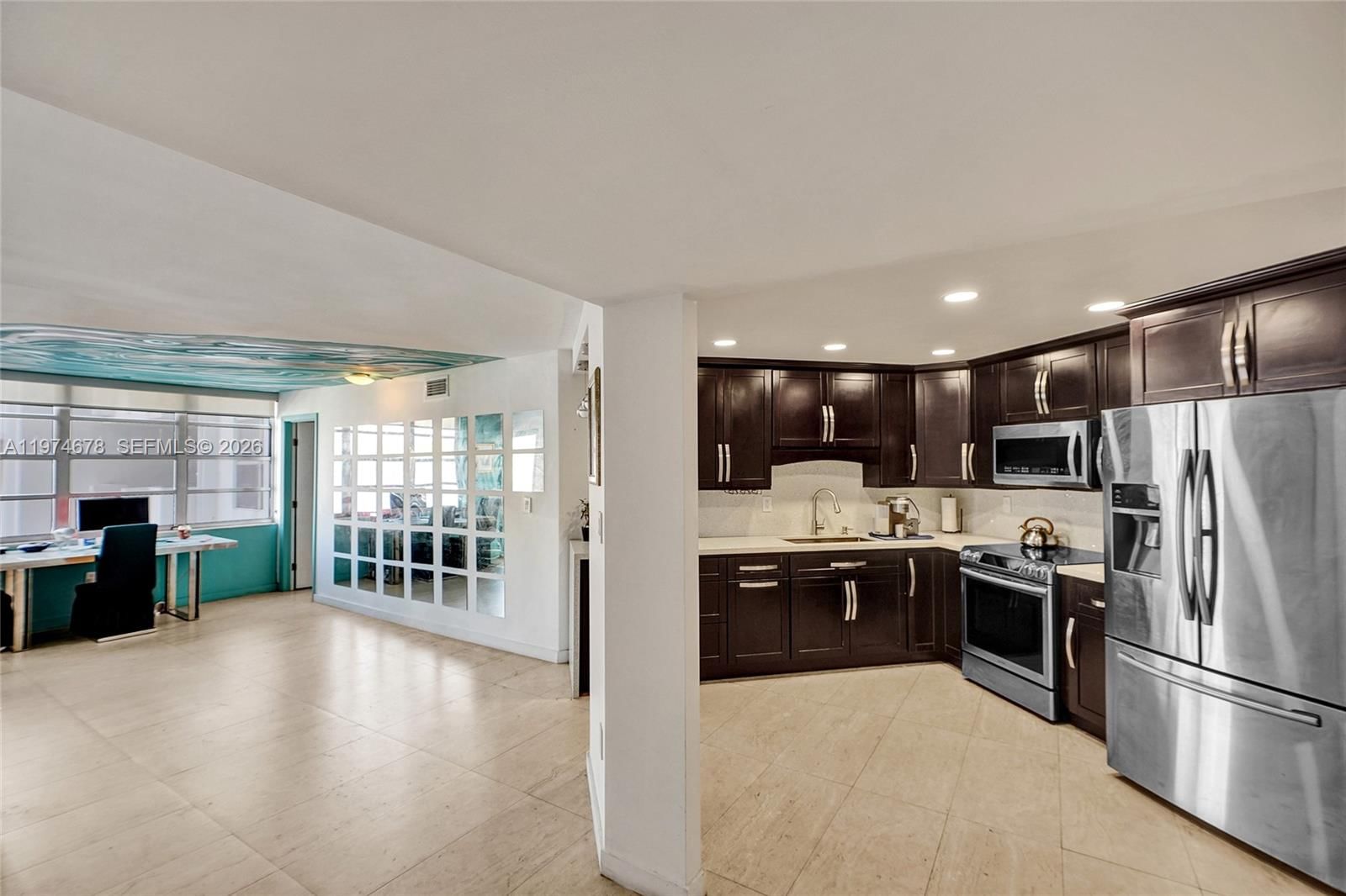 Real estate property located at 2750 183rd St #406, Miami-dade, Commodore Plaza Condo, Aventura, FL
