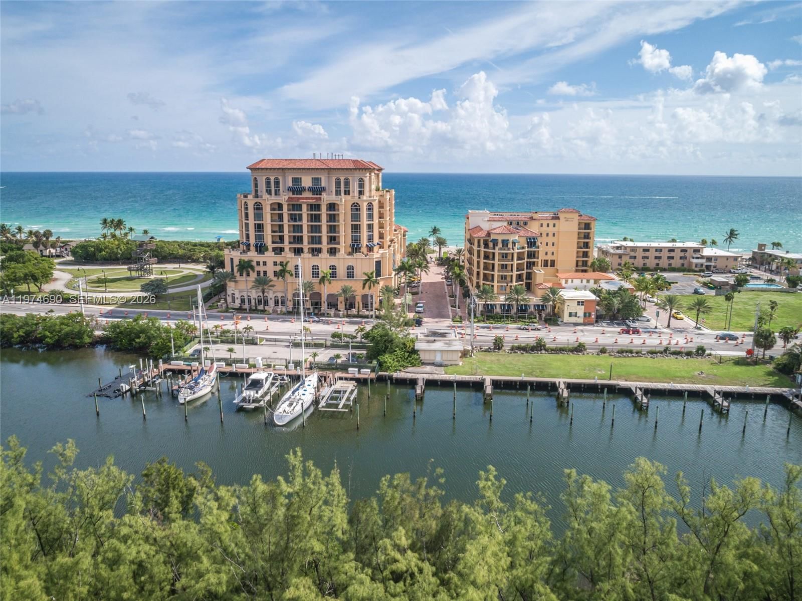 Real estate property located at 3415 Ocean Dr #401, Broward, Positano Beach, Hollywood, FL