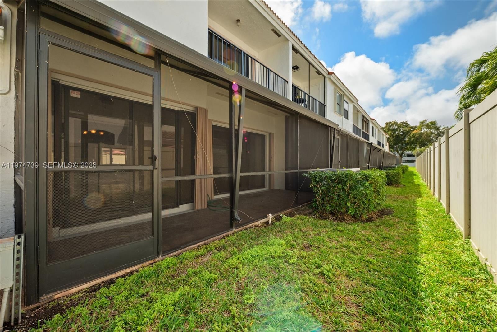 Real estate property located at 21190 Mainsail Cir #17A, Miami-dade, La Mirage Of Harbor Vilg, Aventura, FL