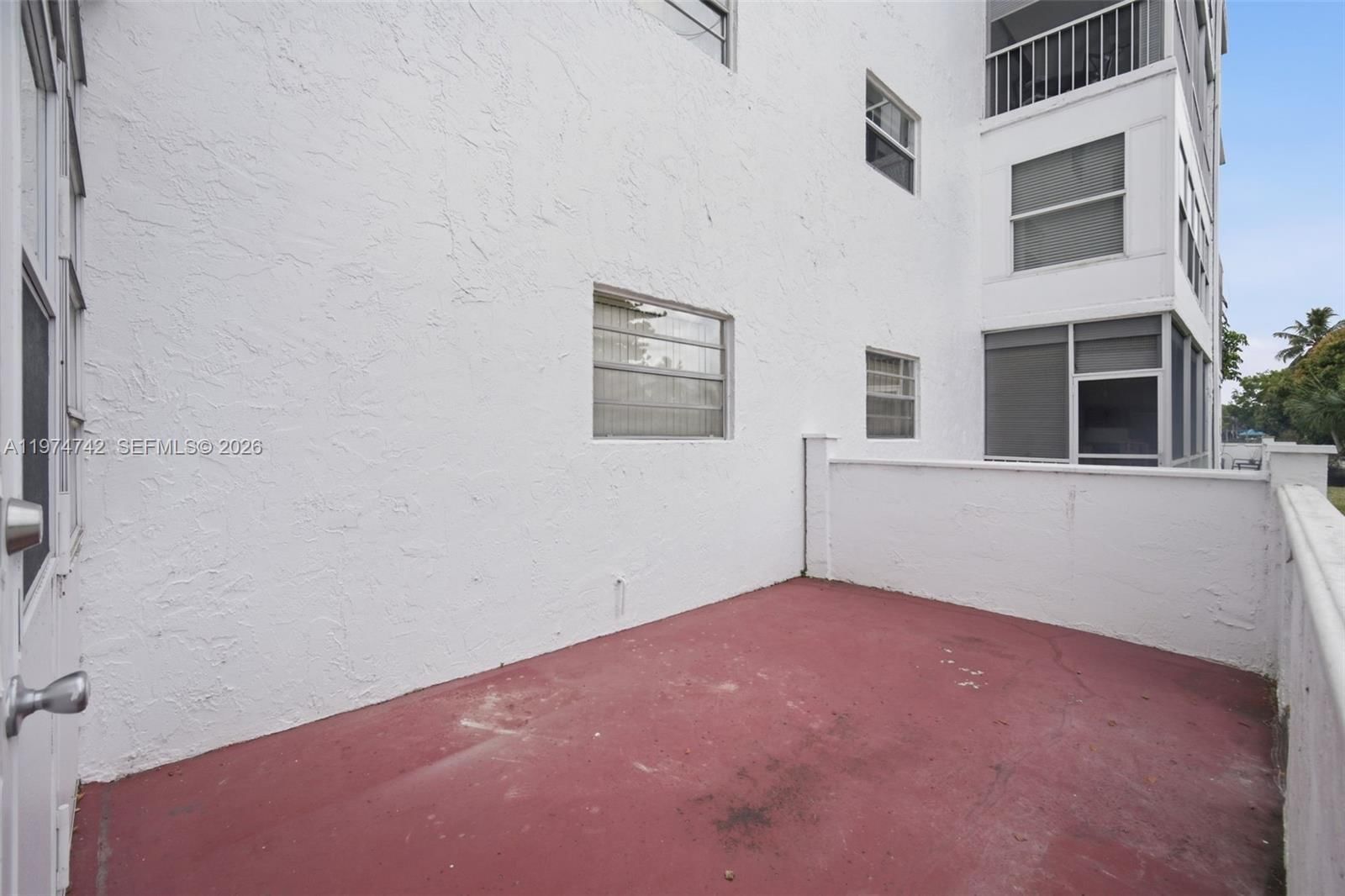 Real estate property located at 4270 40th St #104, Broward, Garnet Condo, Lauderdale Lakes, FL