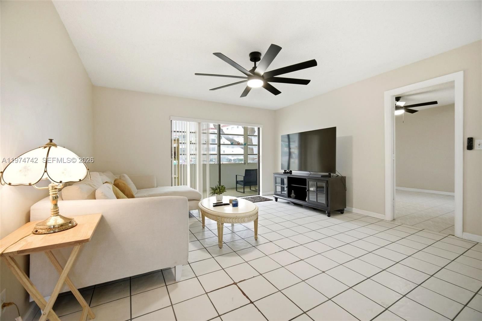 Real estate property located at 4270 40th St #104, Broward, Garnet Condo, Lauderdale Lakes, FL