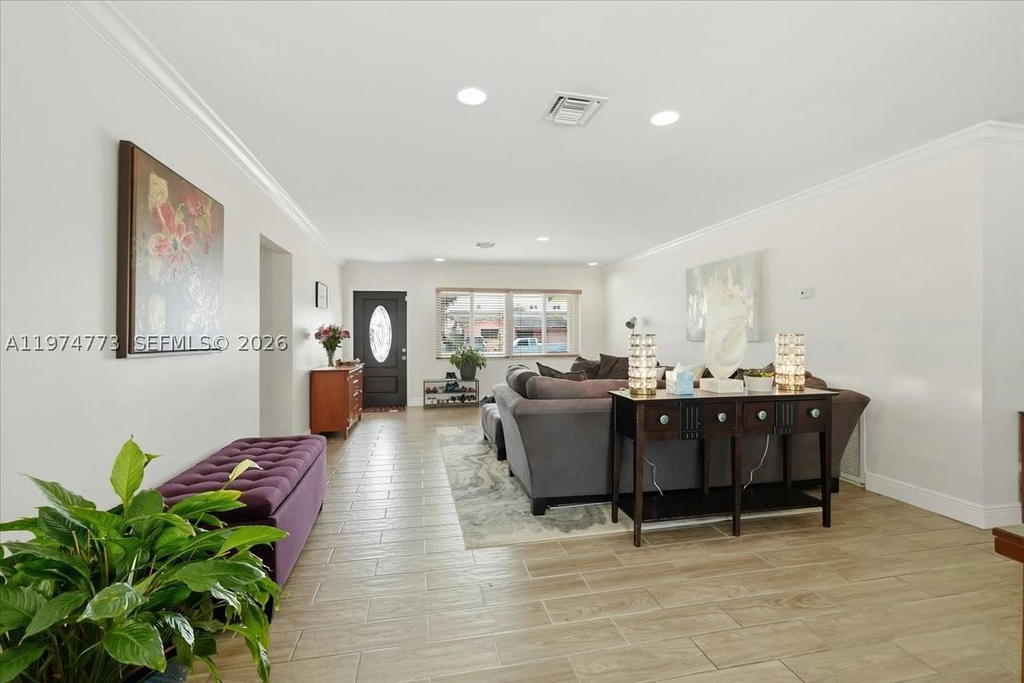 Real estate property located at 4925 Tyler St, Broward, Hollywood Hills, Hollywood, FL
