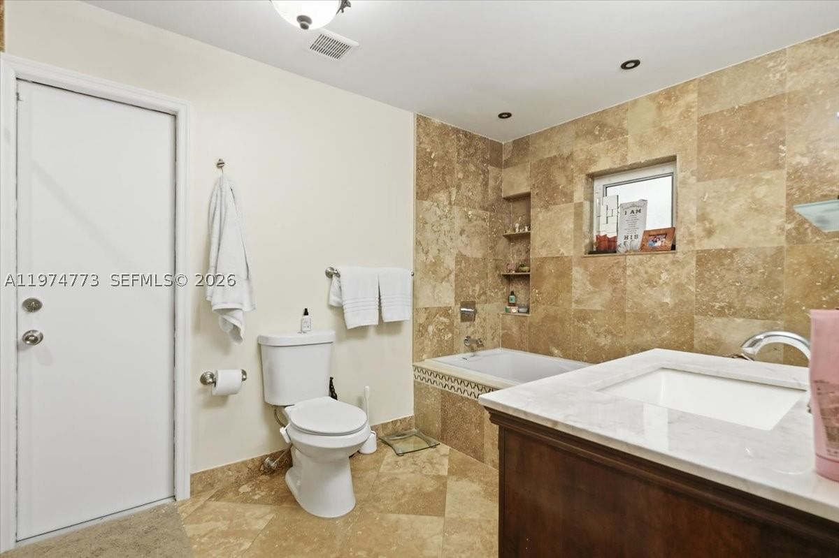 Real estate property located at 4925 Tyler St, Broward, Hollywood Hills, Hollywood, FL