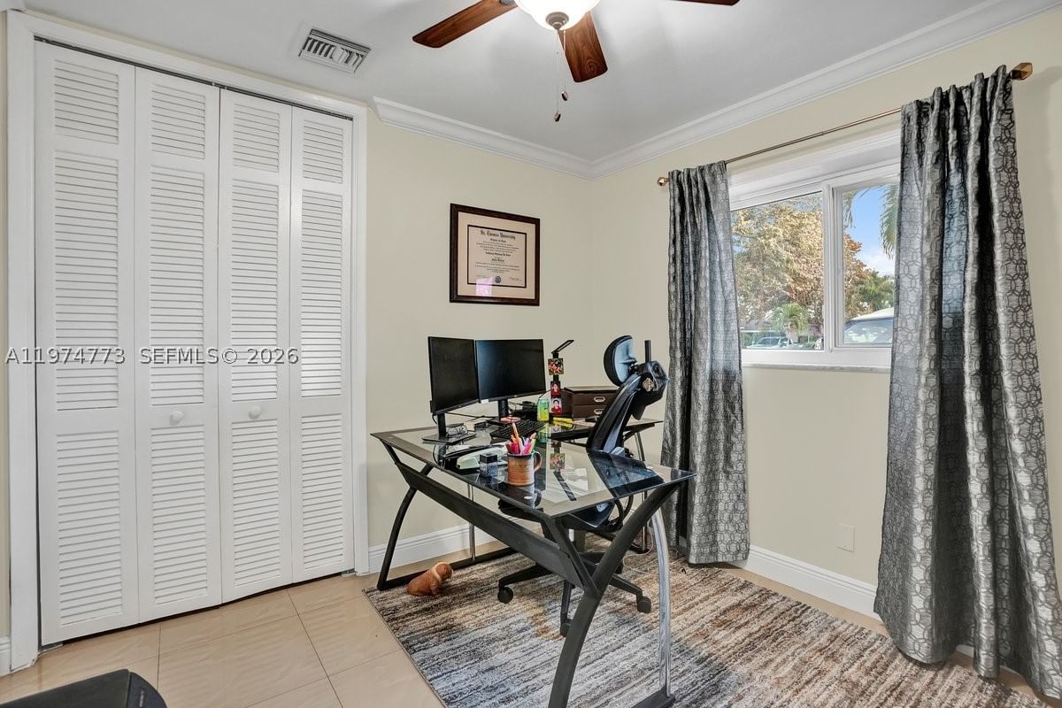 Real estate property located at 4925 Tyler St, Broward, Hollywood Hills, Hollywood, FL