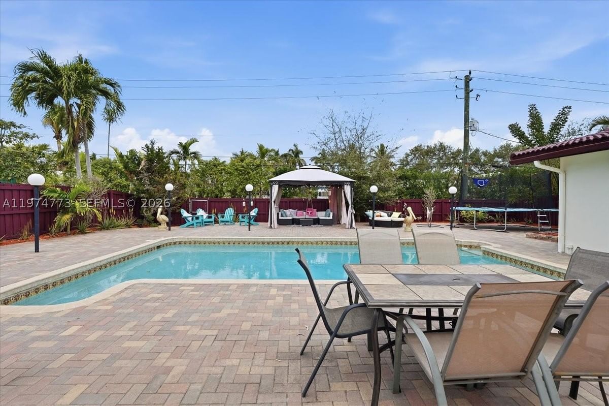 Real estate property located at 4925 Tyler St, Broward, Hollywood Hills, Hollywood, FL