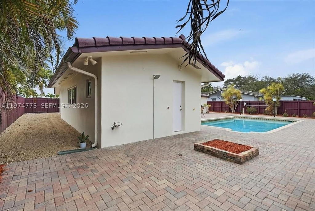 Real estate property located at 4925 Tyler St, Broward, Hollywood Hills, Hollywood, FL