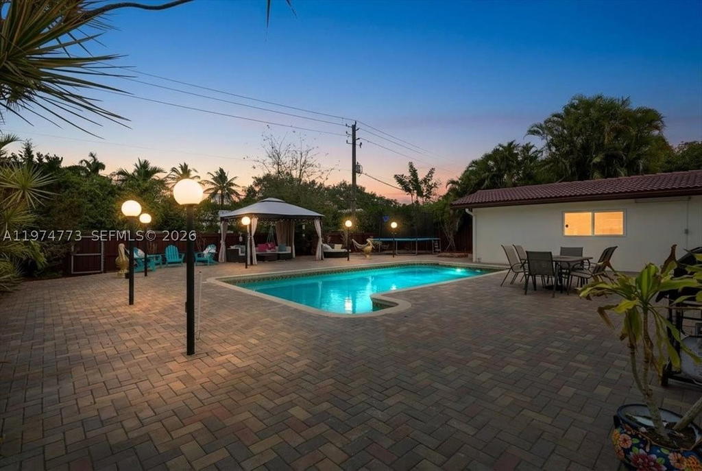 Real estate property located at 4925 Tyler St, Broward, Hollywood Hills, Hollywood, FL