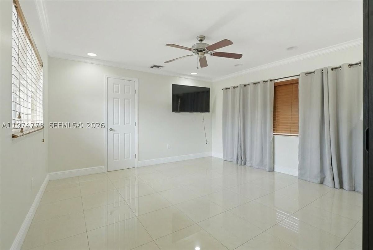 Real estate property located at 4925 Tyler St, Broward, Hollywood Hills, Hollywood, FL